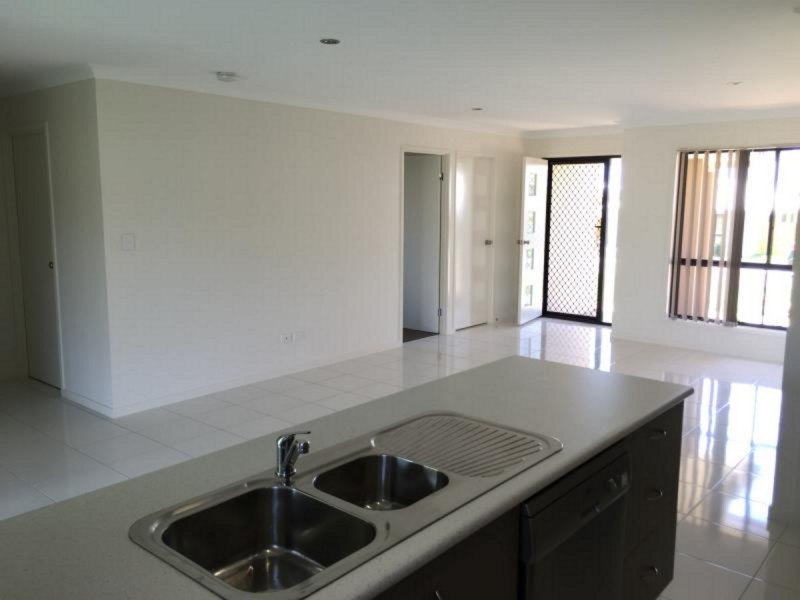 25 Florida Crescent, Parkhurst QLD 4702